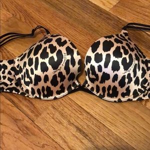 Victoria’s Secret very sexy push up bra cheetah